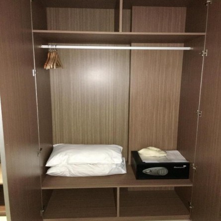 Phòng Suite chuẩn giường đôi có quạt